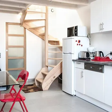 Les Beaux Rivages: Spacious Near Station And Port Apartment *