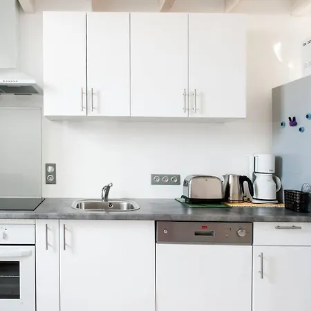 Les Beaux Rivages - Superbe T1 Bis De 35 M2 - Stationnement Gratuit - Proche Gare Et Port - Gauche